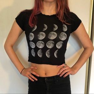 Brandy Melville cropped moon tee